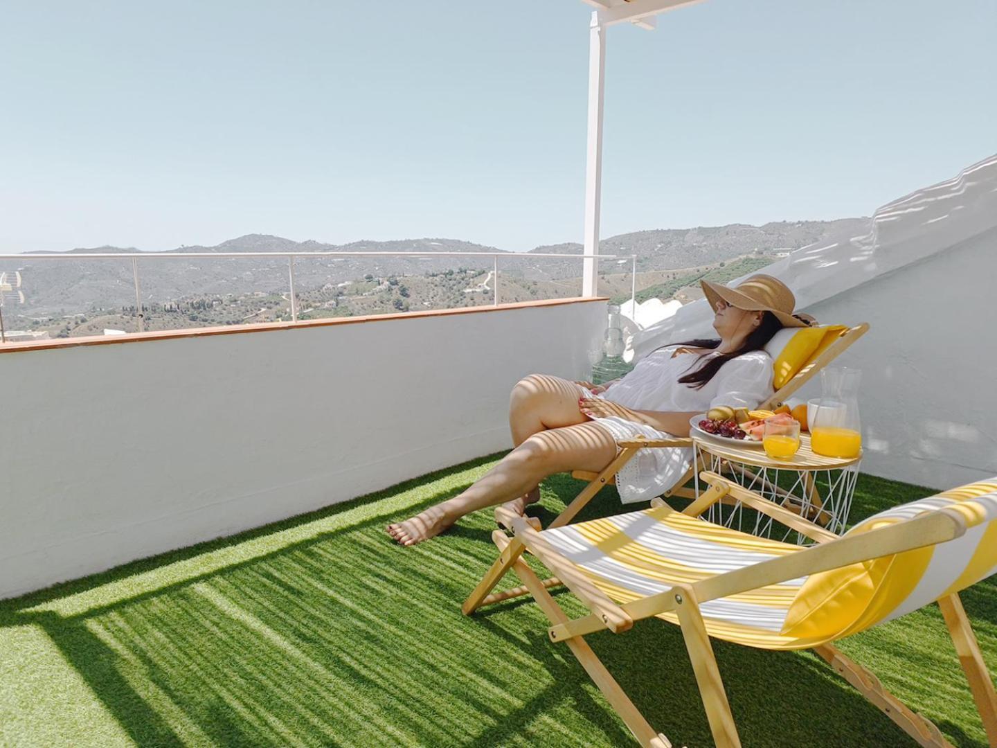 Pizarrillas: Tu Hogar En Blanco Pueblo Holiday home Frigiliana