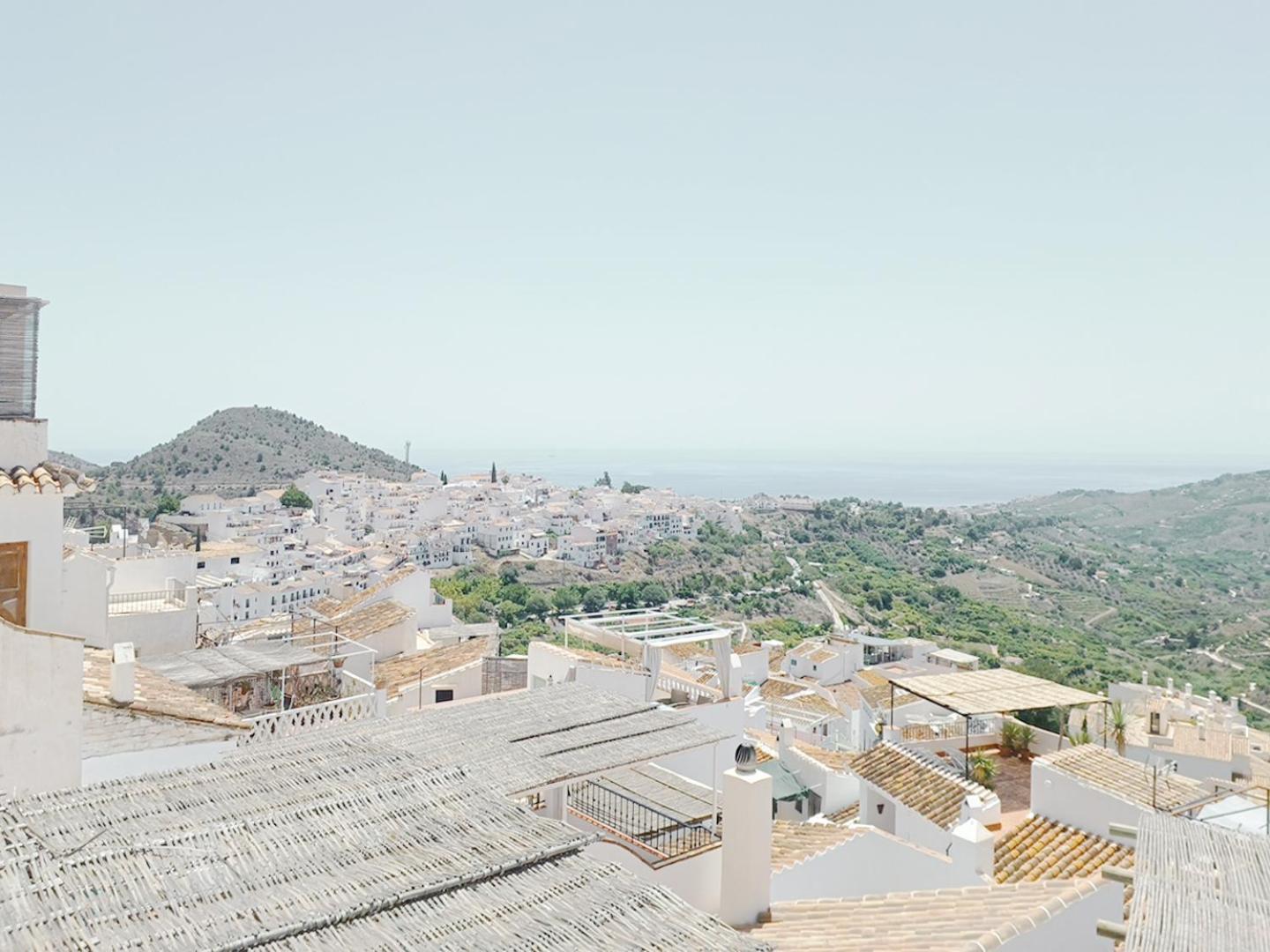 Pizarrillas: Tu Hogar En Blanco Pueblo