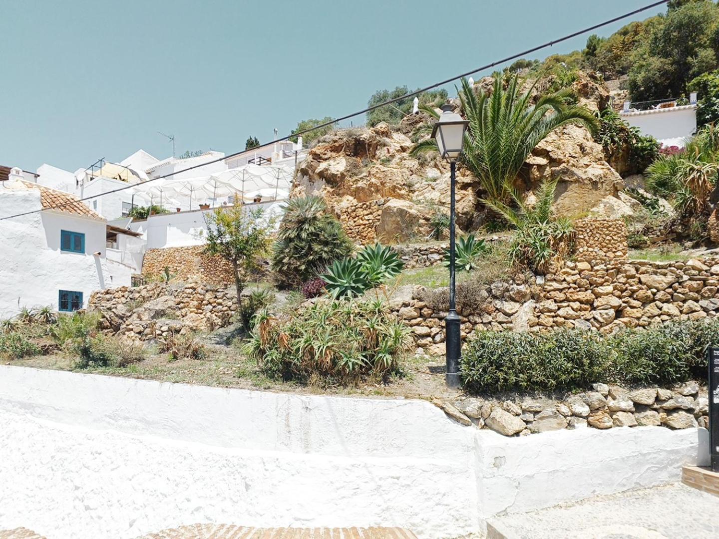 Pizarrillas: Tu Hogar En Blanco Pueblo Frigiliana