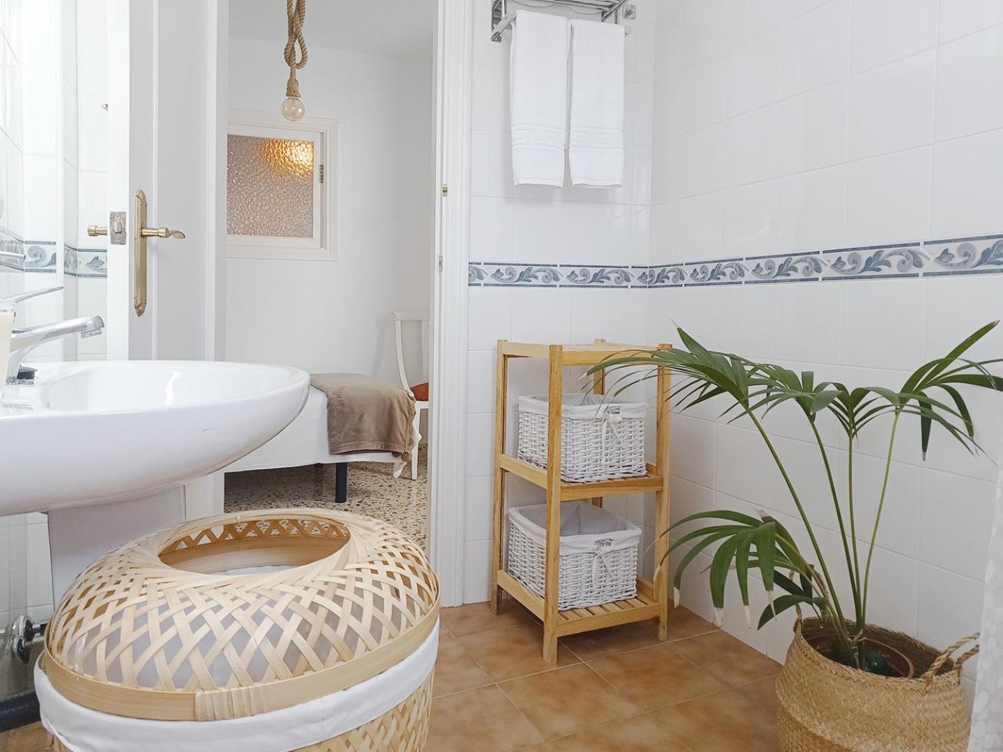 Pizarrillas: Tu Hogar En Blanco Pueblo Holiday home