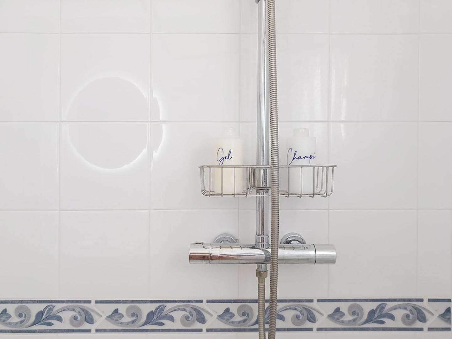 Pizarrillas: Tu Hogar En Blanco Pueblo Holiday home