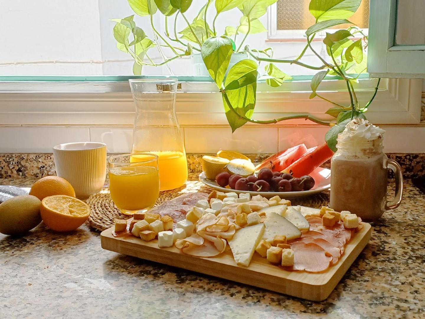 Pizarrillas: Tu Hogar En Blanco Pueblo Holiday home Frigiliana