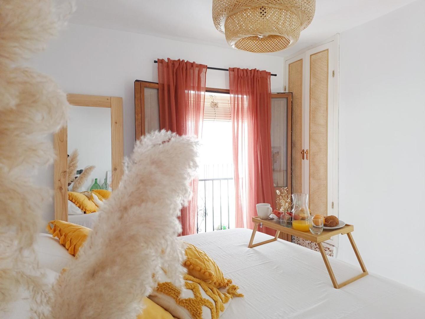 Holiday home Pizarrillas: Tu Hogar En Blanco Pueblo *